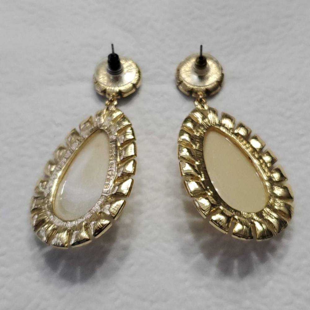 Dangle earrings - Picture 2 of 2